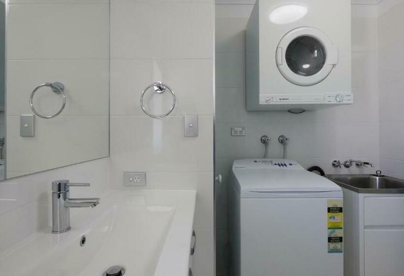 شقة غرفتين, Pacific Place Apartments