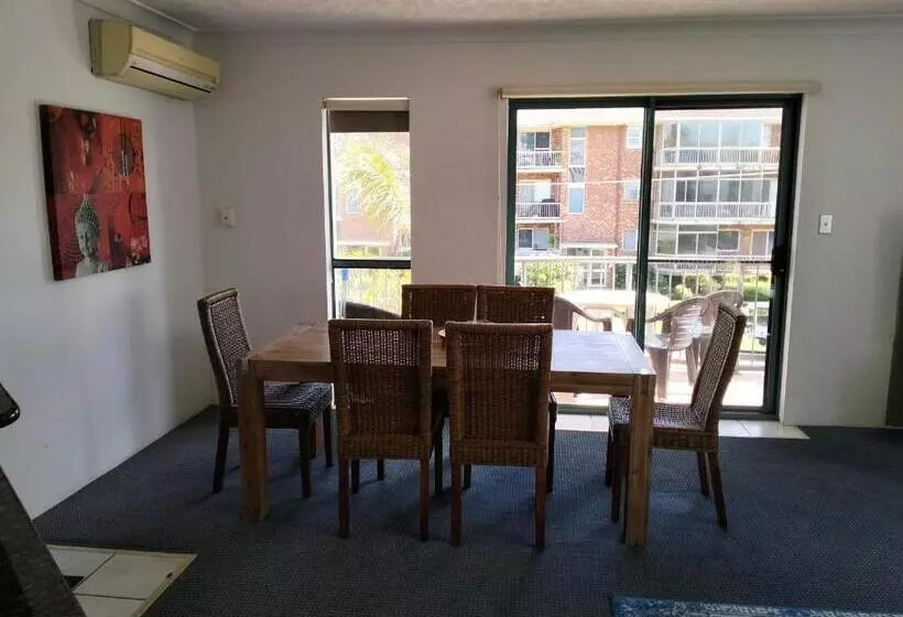 آپارتمان 1 خوابه با تراس, Pacific Place Apartments