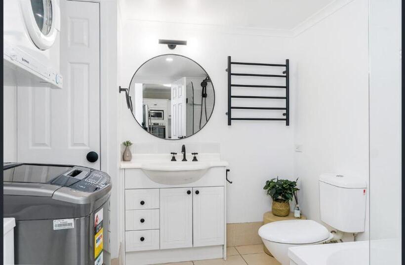 شقة غرفة واحدة مطلة على البحر, Pacific Place Apartments