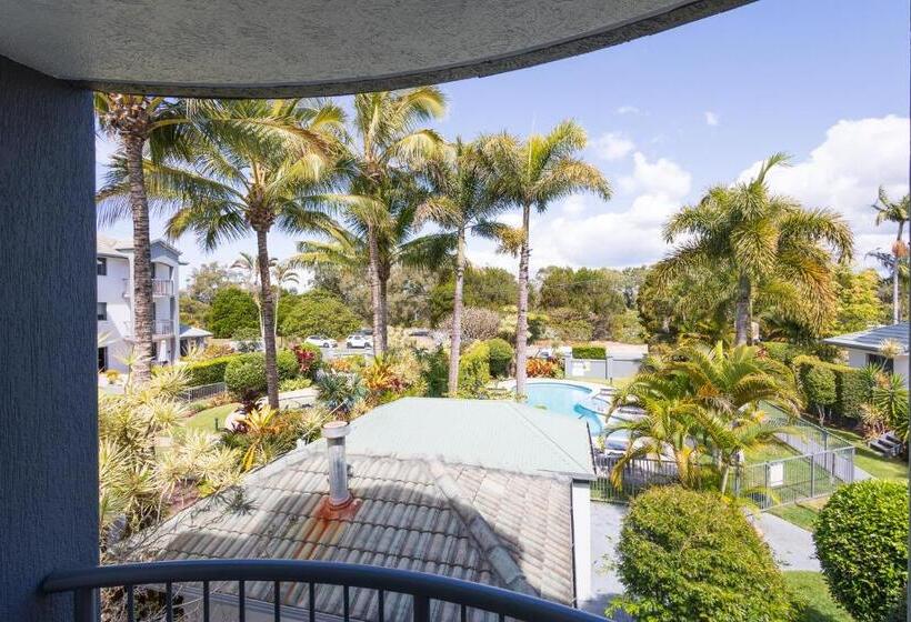 شقة غرفة واحدة, Pacific Place Apartments