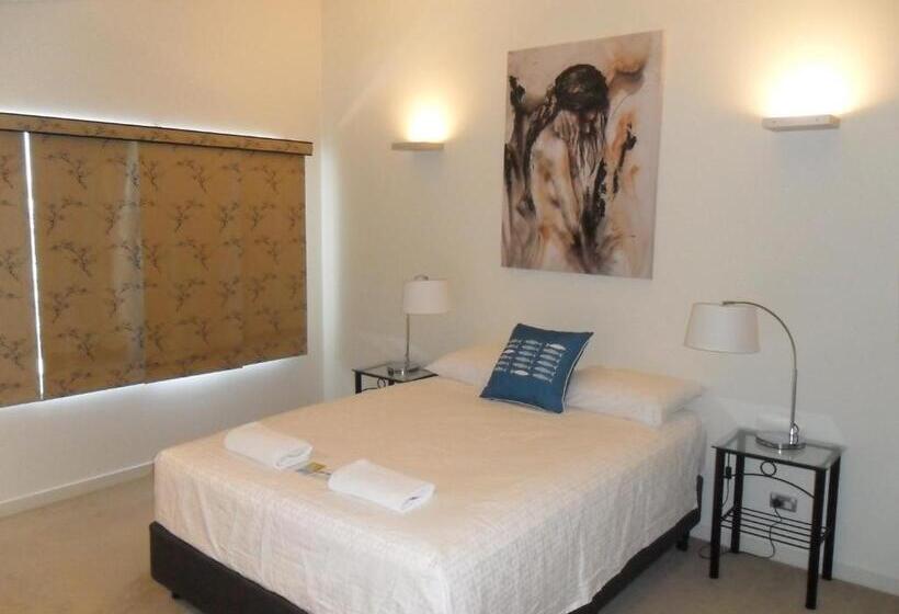 Апартаменты 4 Спальни, Pandanus Mooloolaba