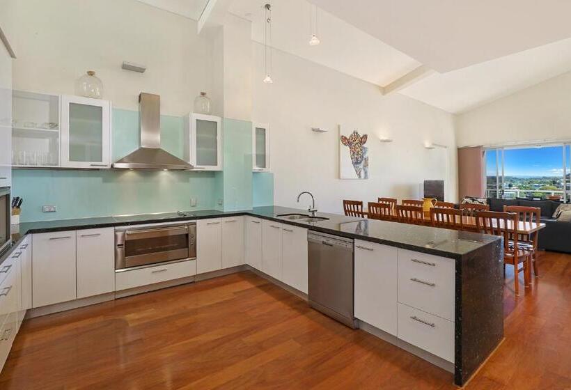 Апартаменты 4 Спальни, Pandanus Mooloolaba