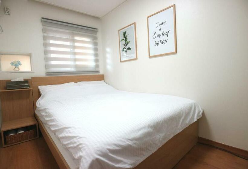 اتاق استاندارد, 24 Guesthouse Seoul Station