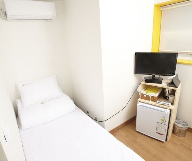 اتاق استاندارد یک نفره, 24 Guesthouse Seoul Station