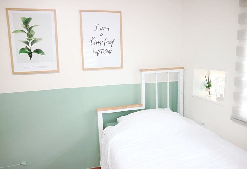 스탠다드 룸, 24 Guesthouse Seoul Station