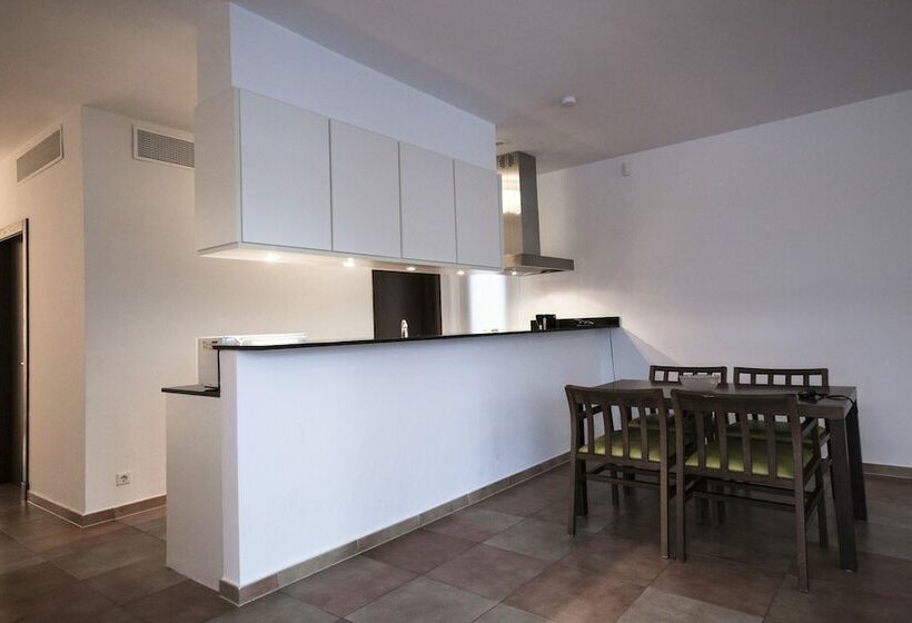 ‫فيلا غرفة نوم واحدة, Playitas Villas