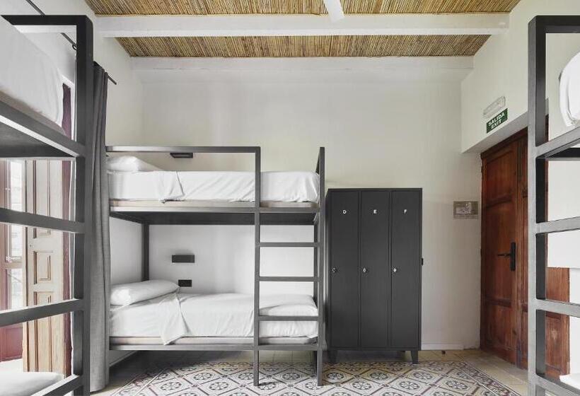 클래식 패밀리 룸, The Boc Hostels   Palma