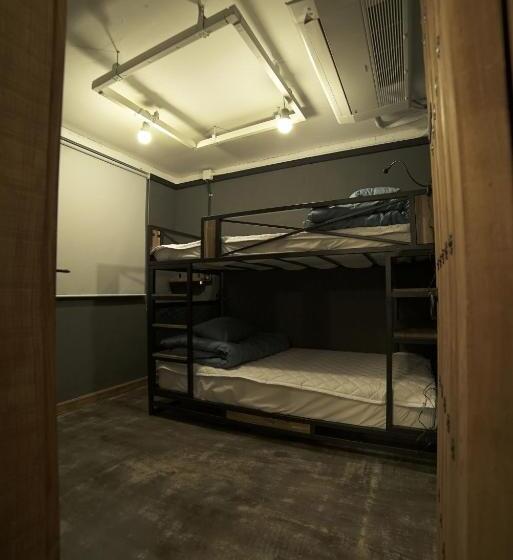 スタンダードルーム、2段ベッド共用バスルーム, That House Hongdae