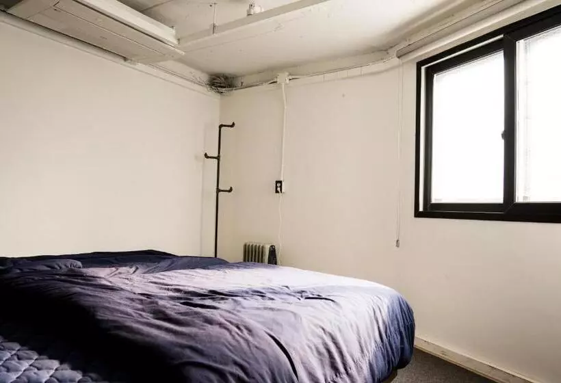 اتاق استاندارد با سرویس بهداشتی مشترک, That House Hongdae