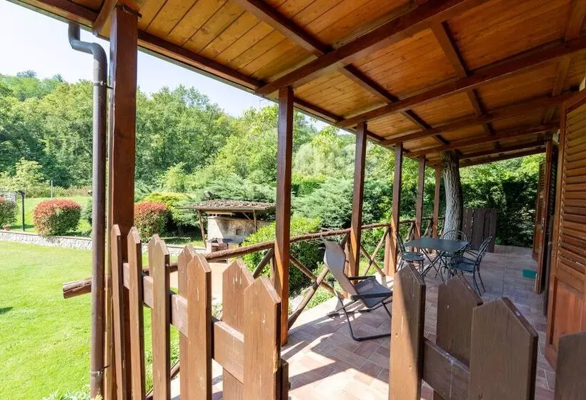 Perhehuoneisto, Agriturismo Valleverde