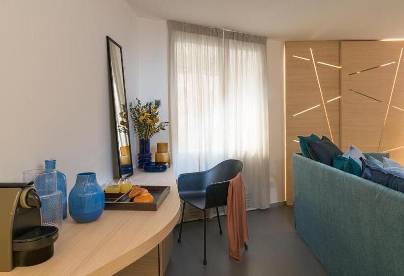 سوئیت با تخت بزرگ, Duomo Suites & Spa