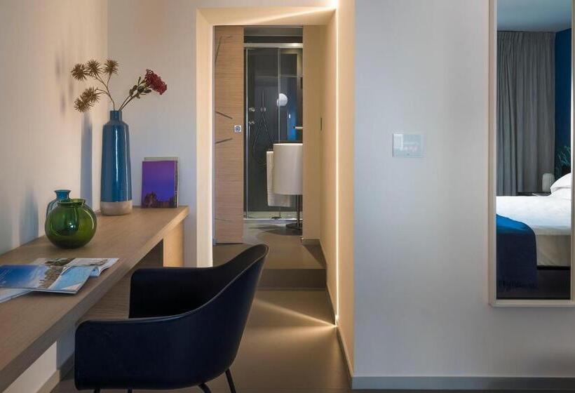 سوئیت با تخت بزرگ, Duomo Suites & Spa