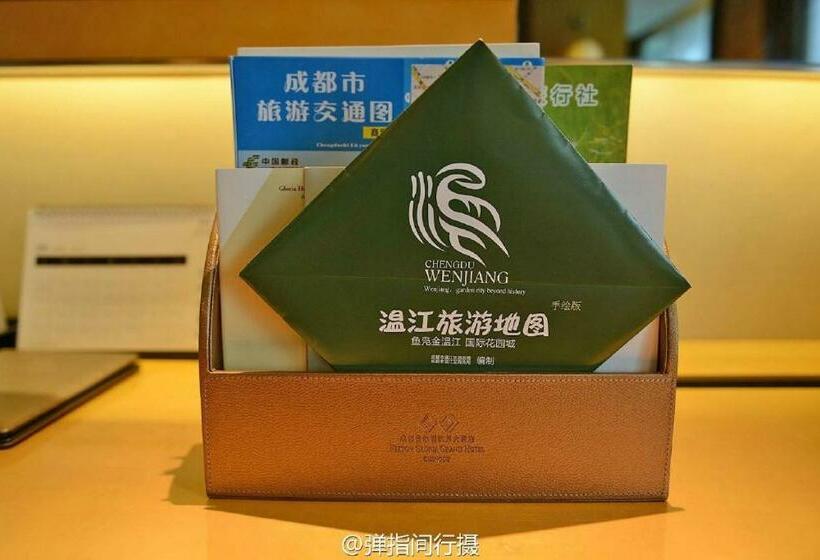 Quarto Deluxe, Felton Grand Hotel Chengdu