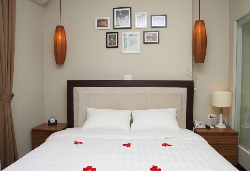 اتاق لوکس, Golden Moon Suite Hotel & Travel