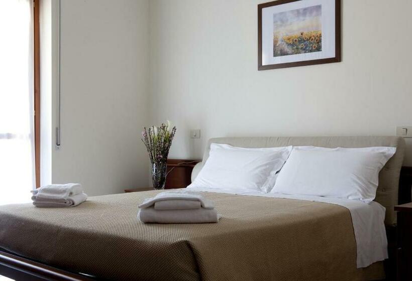 Апартаменты 1 Спальня, Health House