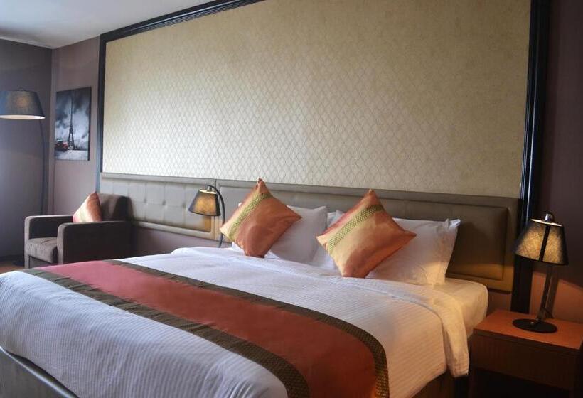 Junior Suite, Millesime