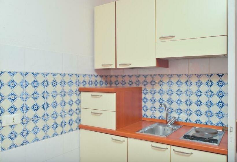 استودیوی استاندارد, Residence Aegidius