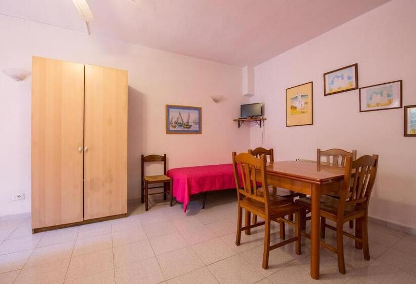 استودیوی استاندارد, Residence Aegidius