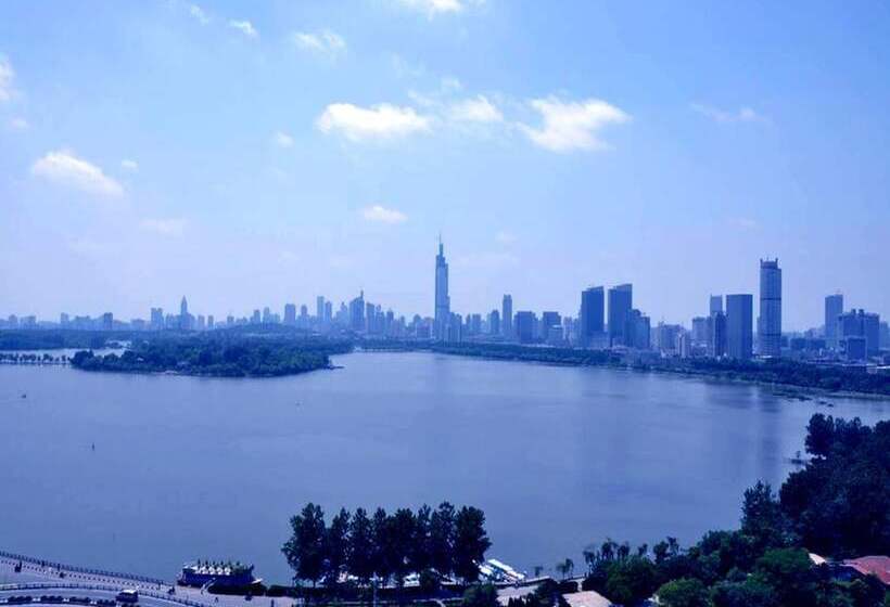 غرفة تنفيذية, Shu Guang International