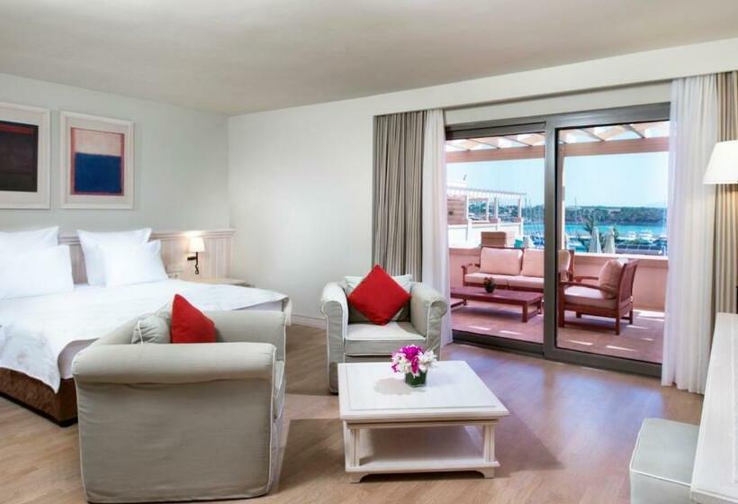 חדר דלוקס עם מרפסת נוף לים, Yacht Club