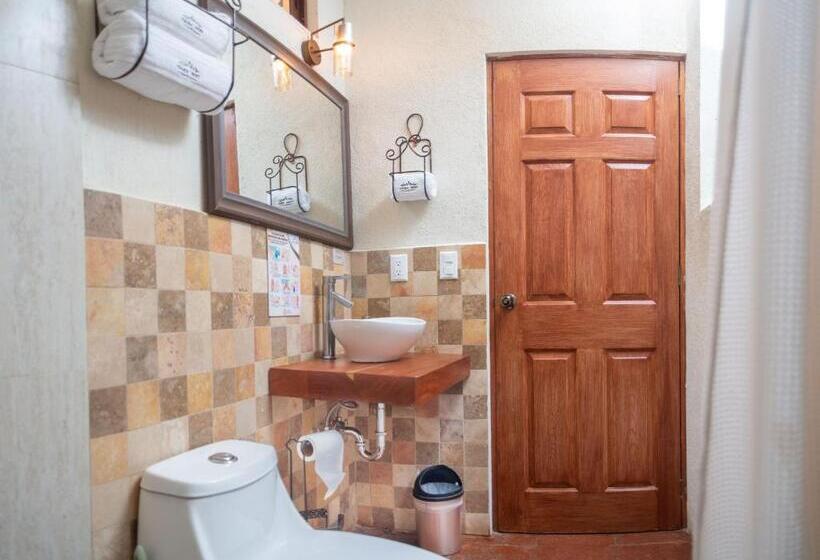 スタンダードルーム, Casa 1800 Suchitoto