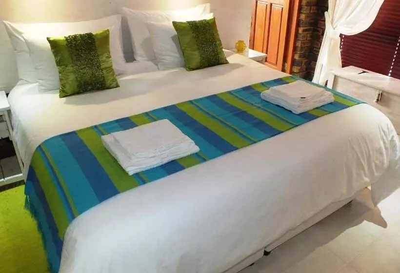 Comfort-huone, White Shark Guest House