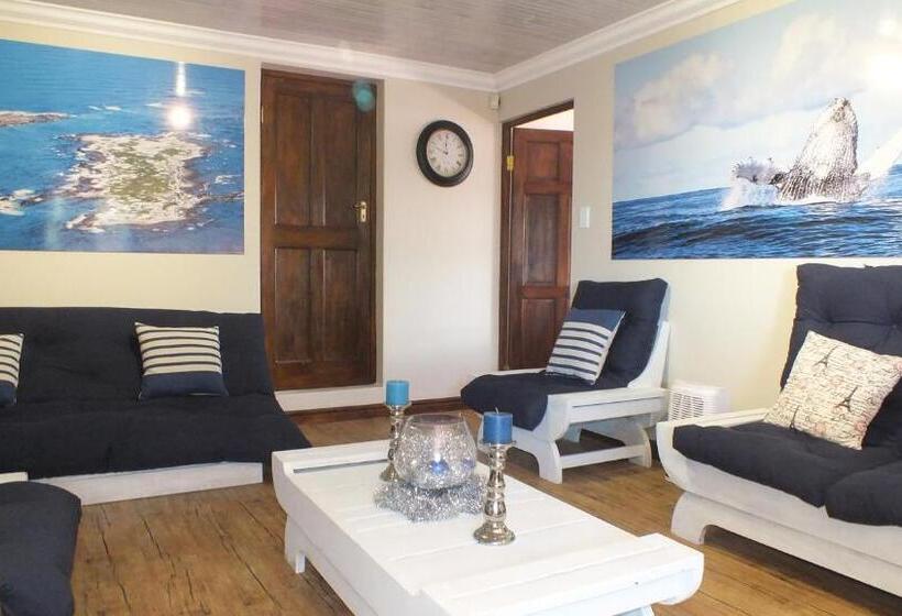 Дом 2 Спальни, White Shark Guest House