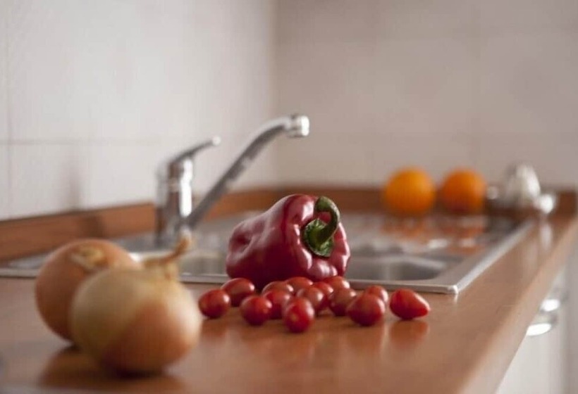 Апартаменты 1 Спальня, Health House