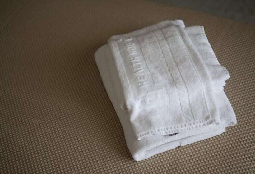 Апартаменты 1 Спальня, Health House