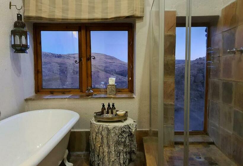 デラックスルーム, Tenahead Lodge & Spa