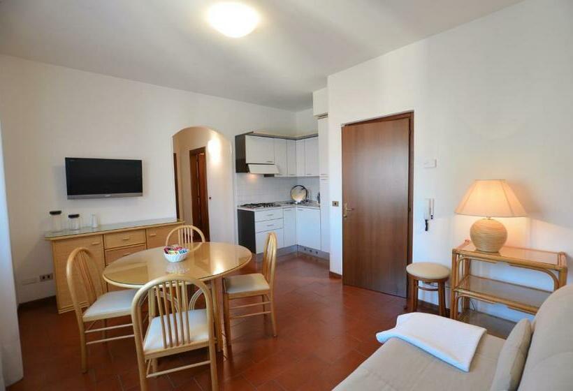 Апартаменты 1 Спальня, Villa Phoenix   Lake Apartments