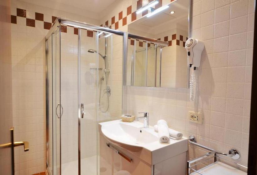 Apartament 2 Sypialnie, Villa Phoenix   Lake Apartments