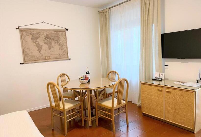 Apartament 2 Sypialnie, Villa Phoenix   Lake Apartments