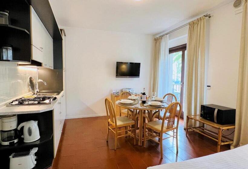 Apartament 1 Sypialnia z Balkonem, Villa Phoenix   Lake Apartments