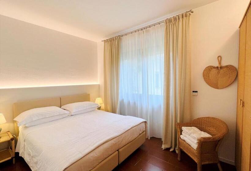 Апартаменты 1 Спальня с Балконом, Villa Phoenix   Lake Apartments