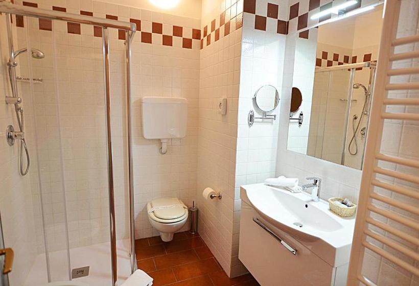 Apartament 1 Sypialnia Parter, Villa Phoenix   Lake Apartments