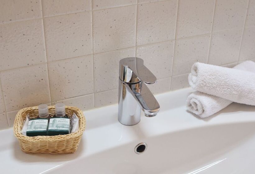 Апартаменты 2 Спальни, Villa Phoenix   Lake Apartments