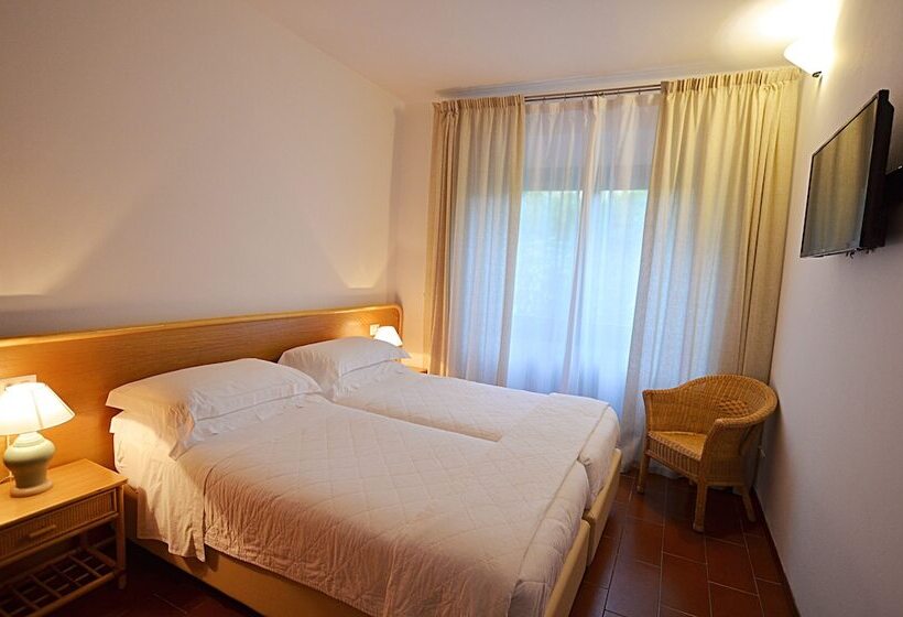 Апартаменты 2 Спальни, Villa Phoenix   Lake Apartments