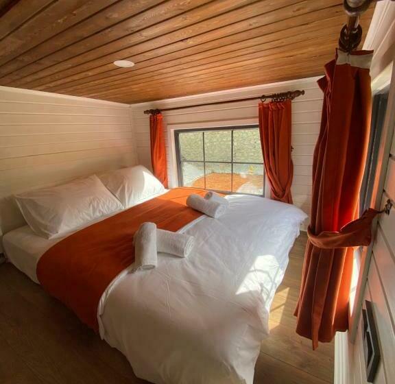 חדר דלוקס, Ray Suit Bungalov