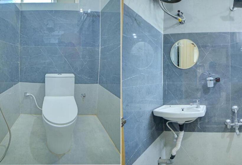 اتاق استاندارد, Super Collection O Hotel Lakeview Castle