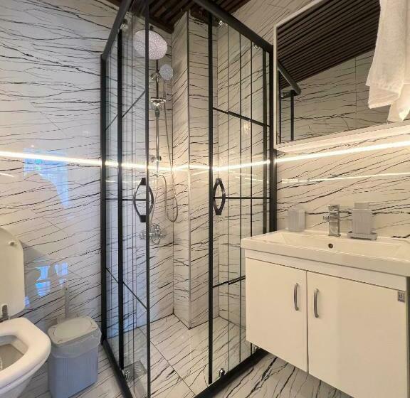 חדר דלוקס, Antalya B&b