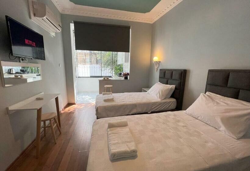 חדר דלוקס, Antalya B&b