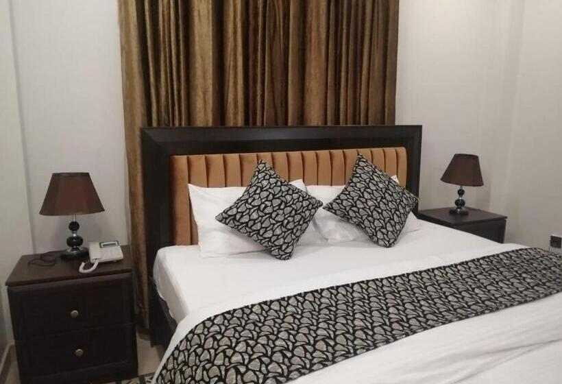 اتاق اکونومی, Candle Wood