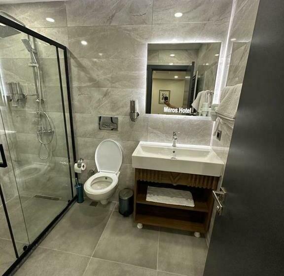 سوییت خانوادگی, Meros