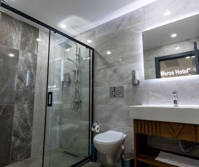 اتاق استاندارد, Meros