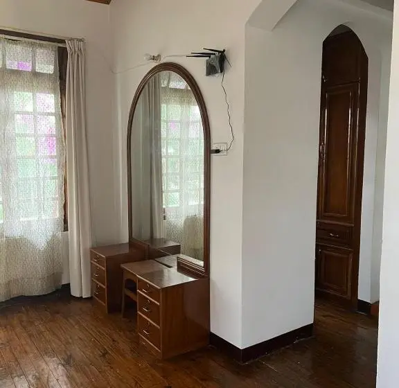 バルコニー付きスタンダードルーム, Bellevue Home Stay