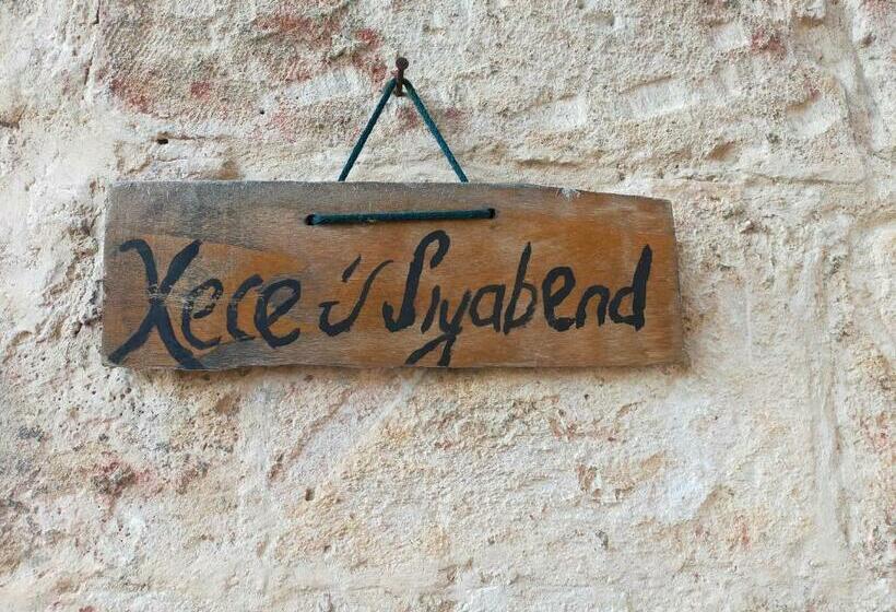 اتاق استاندارد چهارنفره با چشم‌انداز باغ, şahmaran Buti̇k Otel