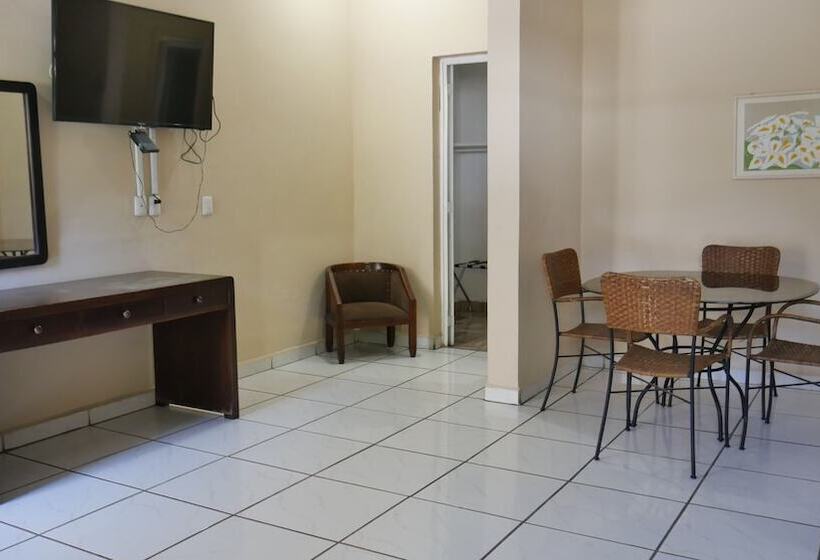 Семейный Номер, Hacienda Las Higueras