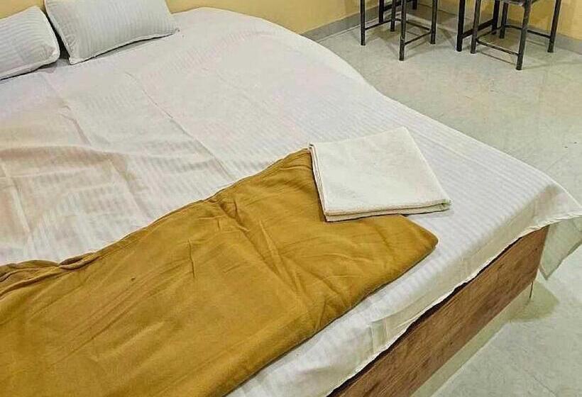 三人经典房间, Oyo 81292 Srg Life Style