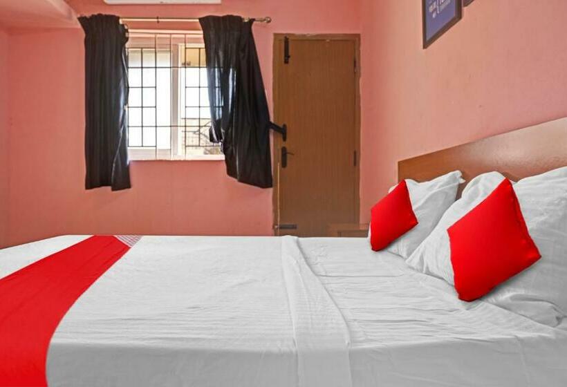 חדר קלאסי לשלושה, Oyo Flagship 81392 Royal Plazza Homestay